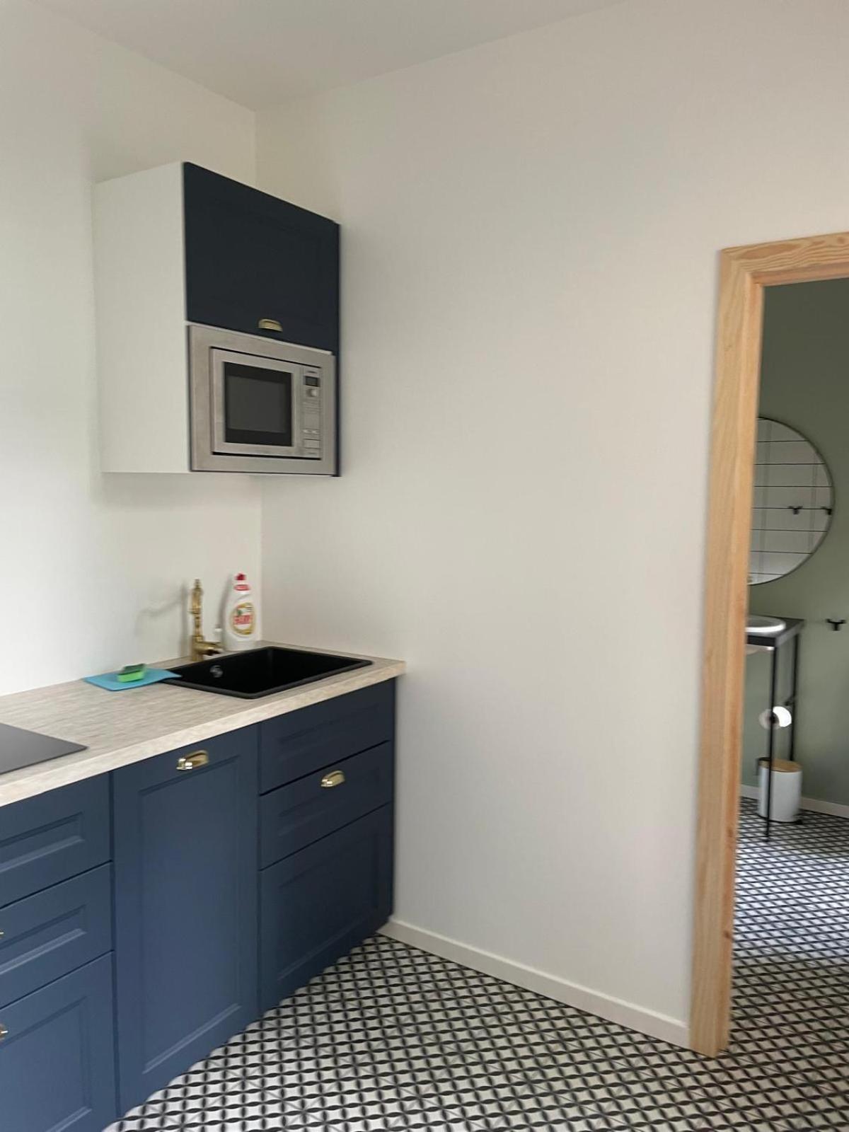 Sisters Beach Apartments Liepaja Ngoại thất bức ảnh
